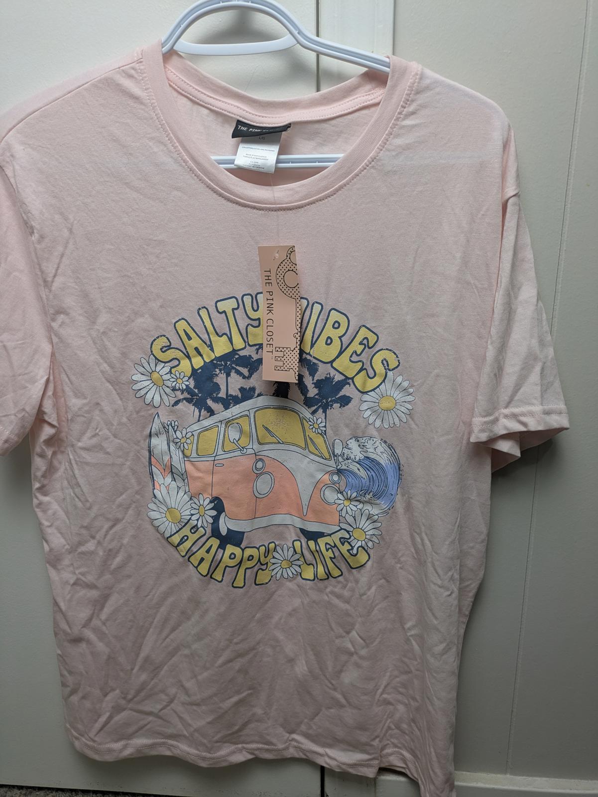 Women's L The Pink Closet Graphic Tee Pink