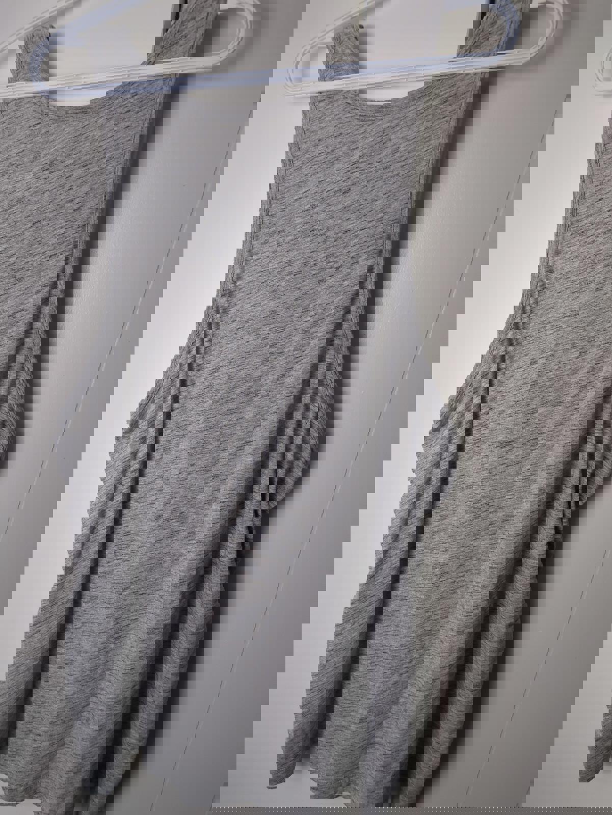 Reebok Men's Grey Activewear Tank Top - XL