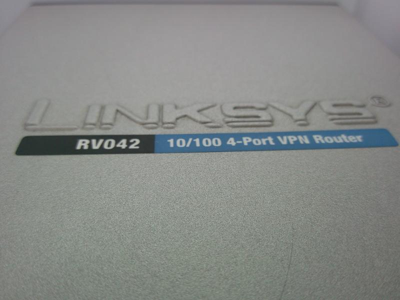 š Unlock Your Network Potential with the Linksys RV042 10/100 4 Port VPN Router! š