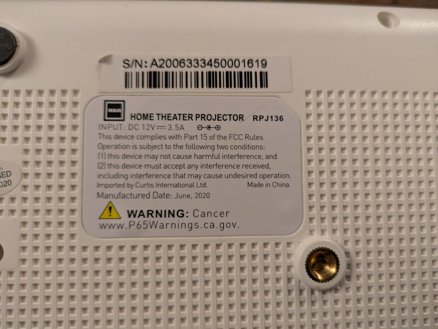 π¬ Movie Night in a Box β Refurbished Projector + DVD Player Bundle