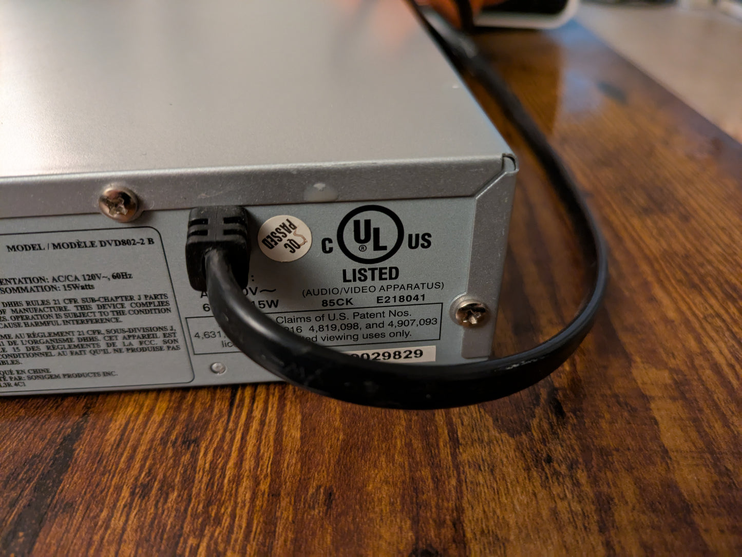 π¬ Movie Night in a Box β Refurbished Projector + DVD Player Bundle