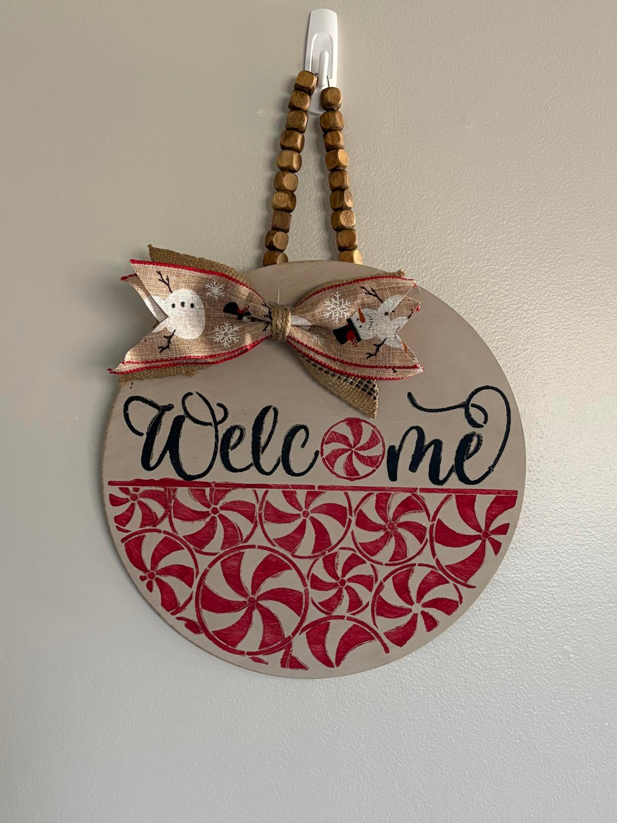 Savvy Creations Holiday Welcome Wall Decor