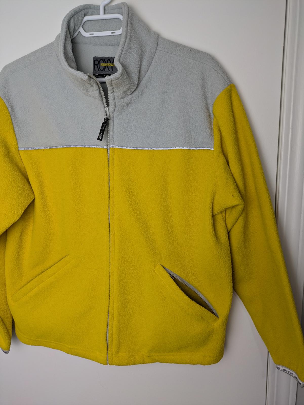 Roxy Women's Yellow and Light Gray Fleece Jacket