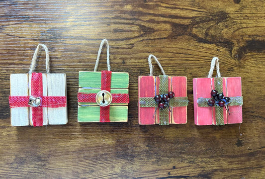 Savvy Creations Holiday Gift Box Ornaments Set of 4