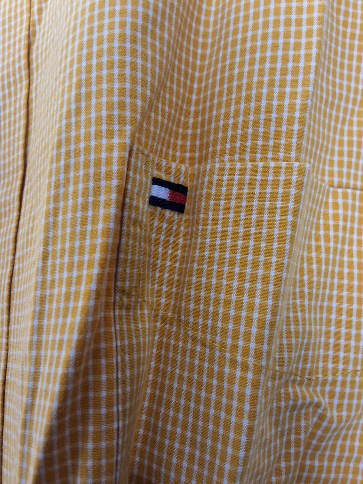 Men's L Tommy Hilfiger button Up long sleeve  Checkered - Yellow and White