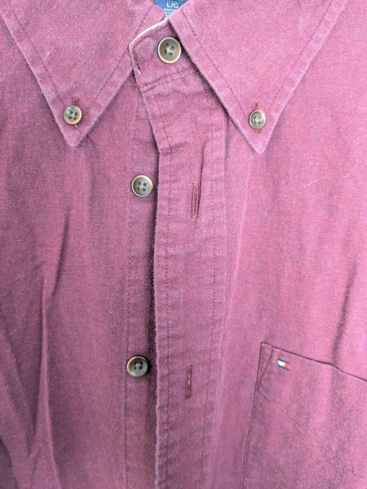 Tommy Hilfiger Men's Casual Button-Down Shirt, Large