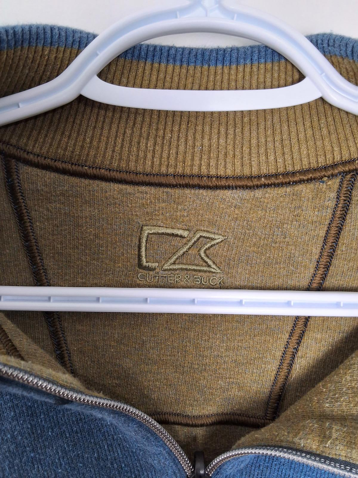 Men's L Cutter & Buck Reversible knit Pullover Blue and Olive