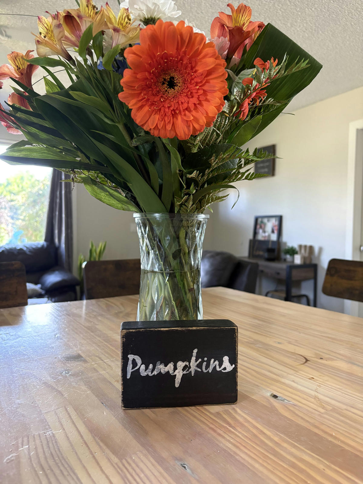 Handmade Decorative 'Pumpkins' Sign