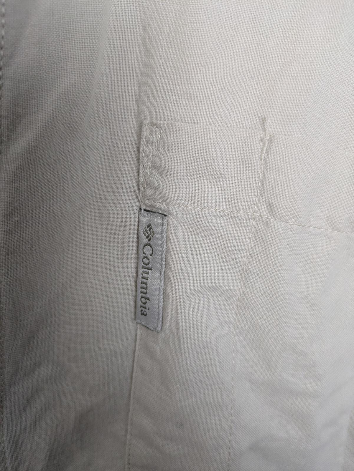 Columbia Men's Button-Up Shirt Large Beige
