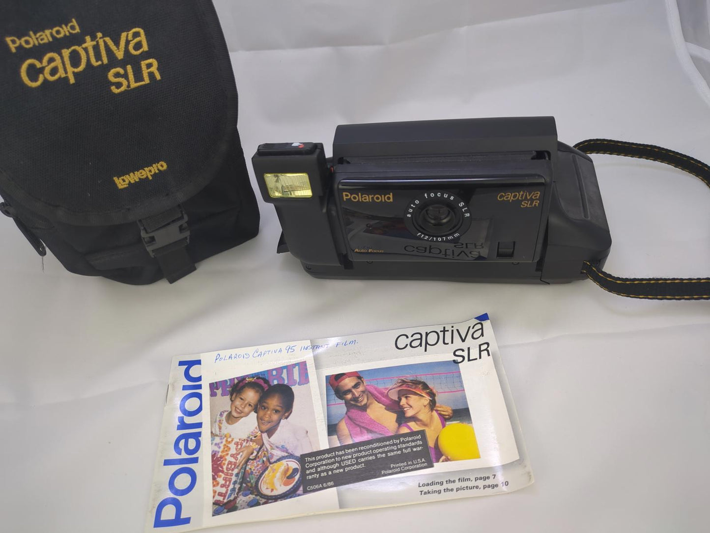 Polaroid Captiva SLR Instant Film Camera with Original Case and Manual