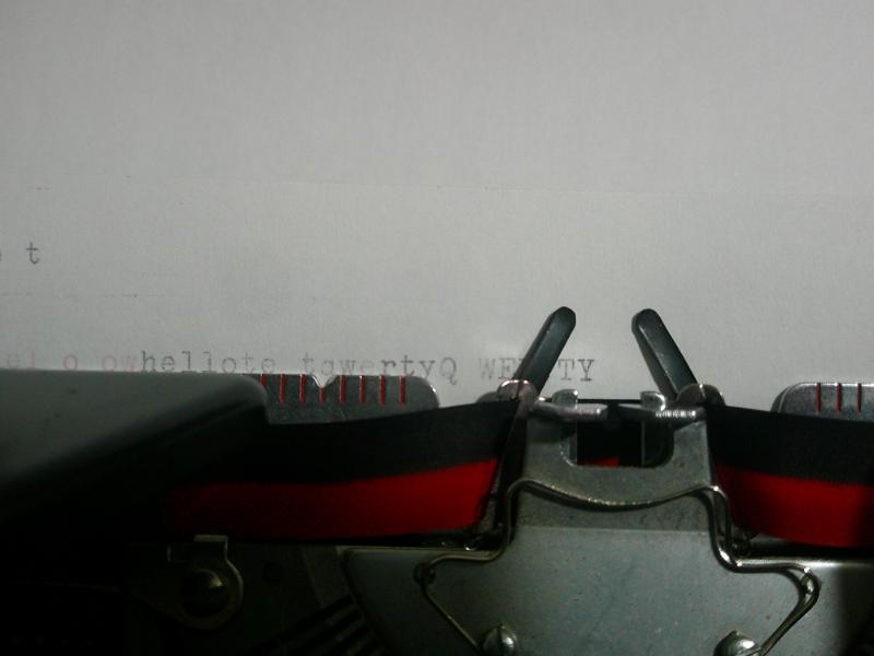 📝 Unleash Your Creativity with the Remington Performer Sperry Rand Typewriter!
