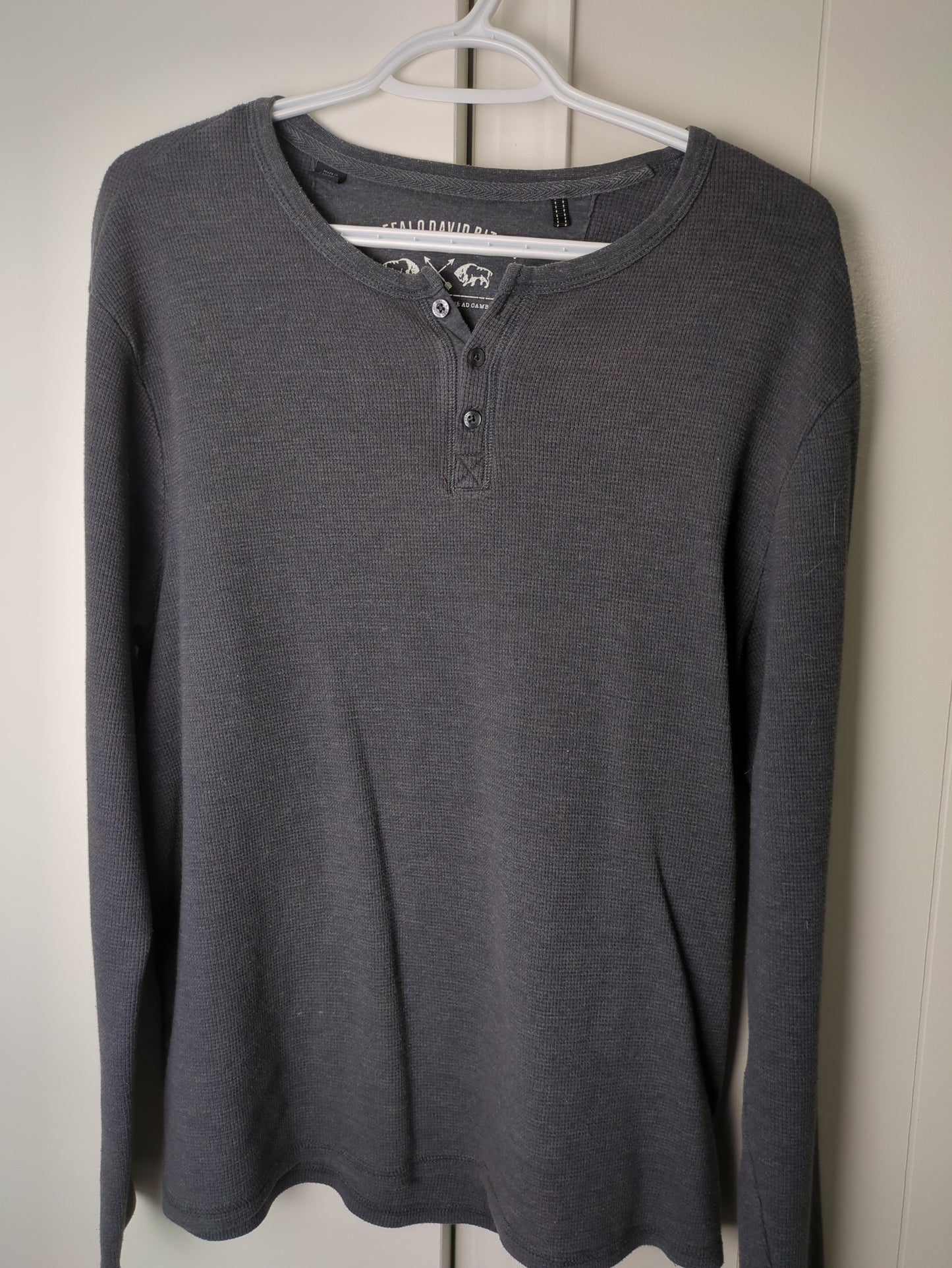Men's Buffalo David Bitton XL Grey Thermal Shirt