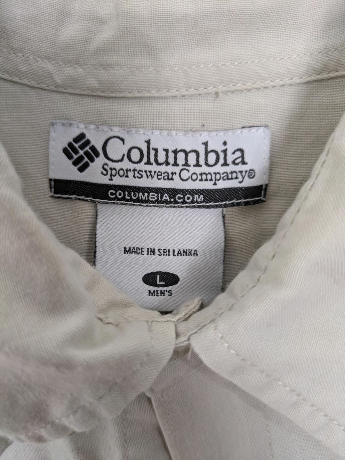 Columbia Men's Button-Up Shirt Large Beige