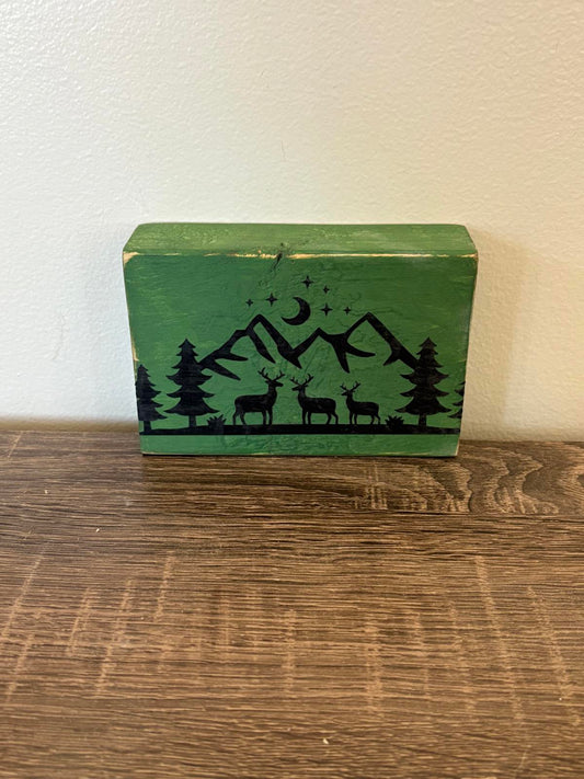 Savvy Creations Green Wooden Deer Scene Block