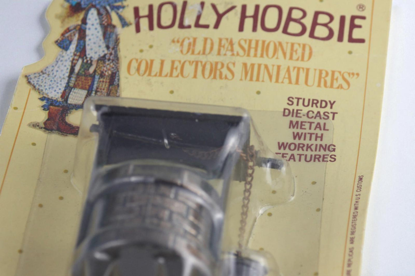 Holly Hobbie Die-Cast Metal Miniature Furniture - Set of 4