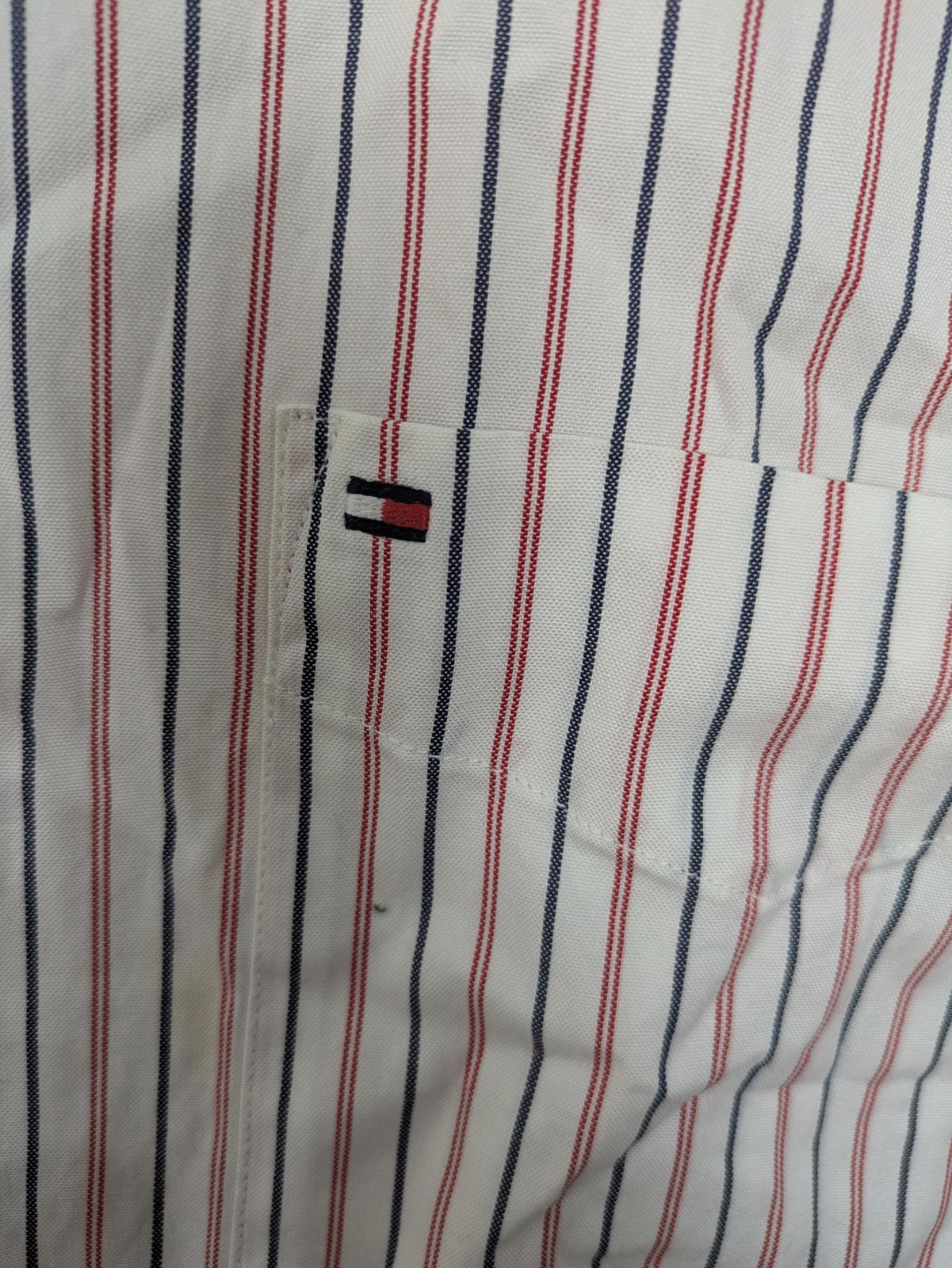 Tommy Hilfiger Men's Custom Fit Striped Dress Shirt L/G 16.5-17