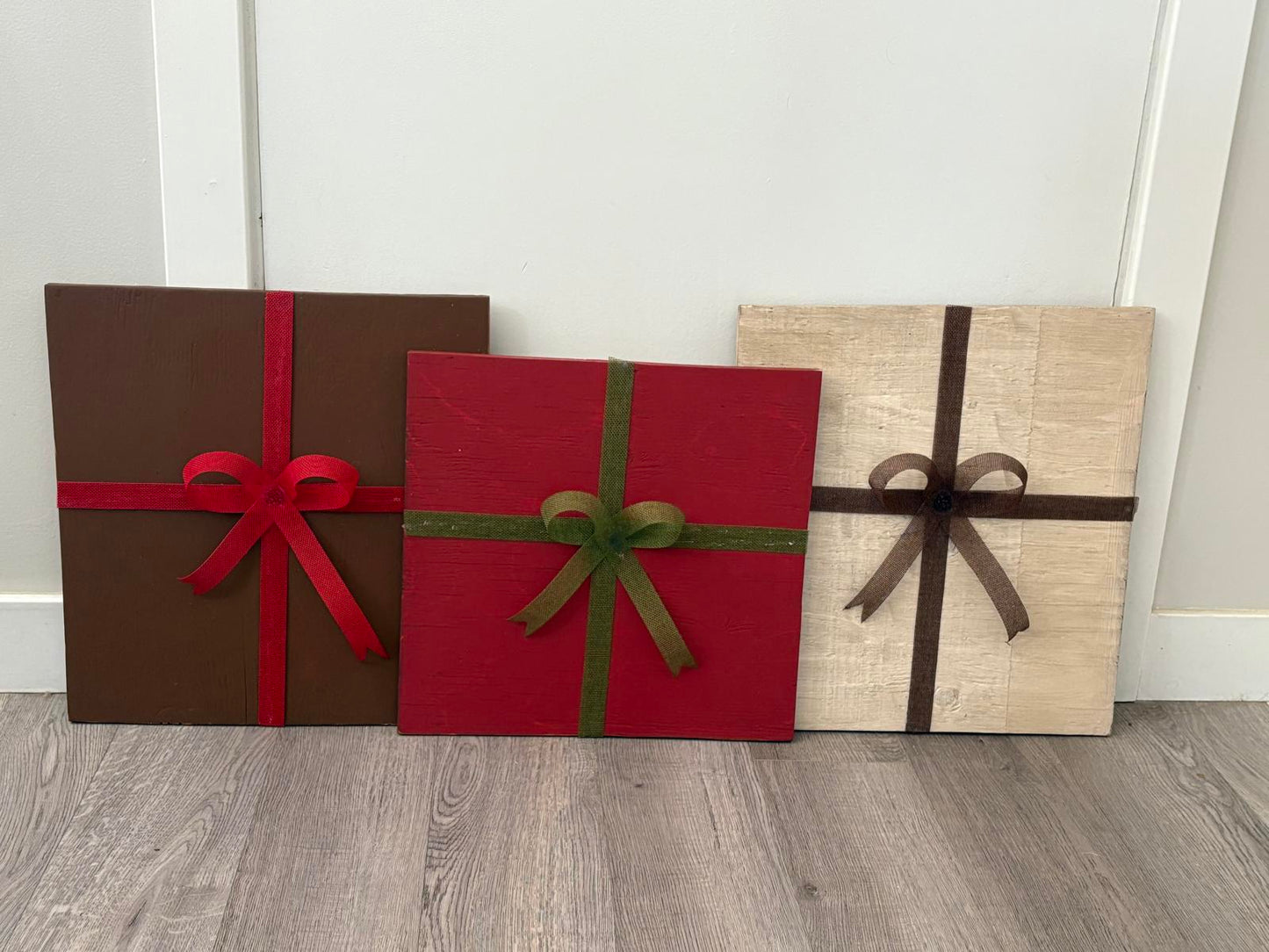 Savvy Creations Antique Plaques & Signs - Set of 3 Decorative Wall Art