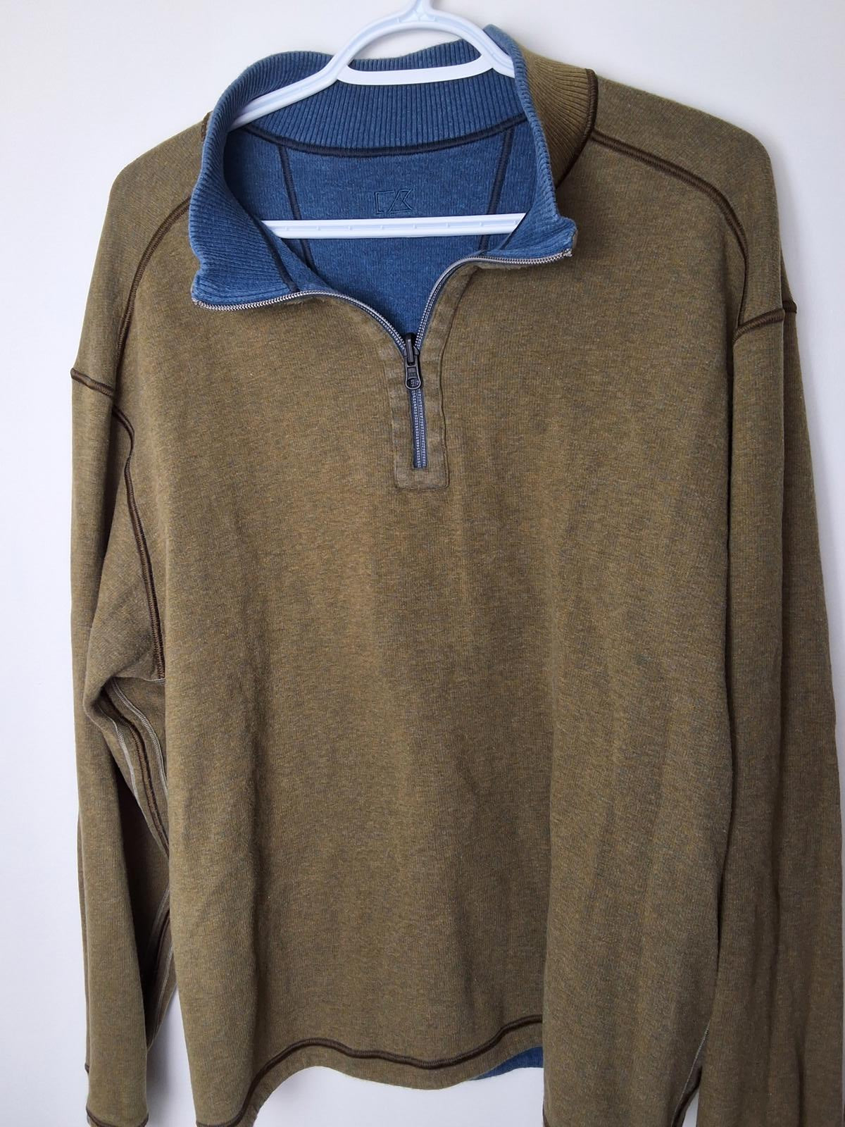 Men's L Cutter & Buck Reversible knit Pullover Blue and Olive