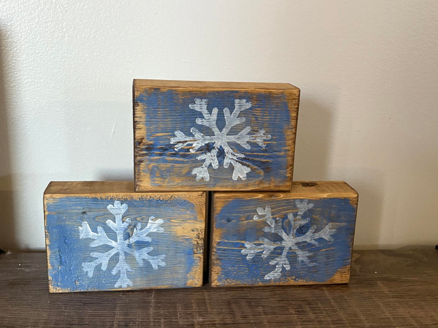 Savvy Creations Winter Snowflake Wooden Blocks Set