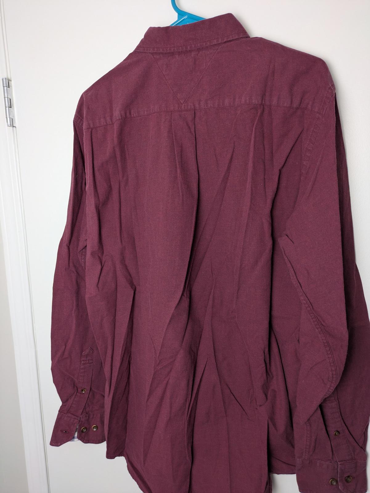 Tommy Hilfiger Men's Casual Button-Down Shirt, Large