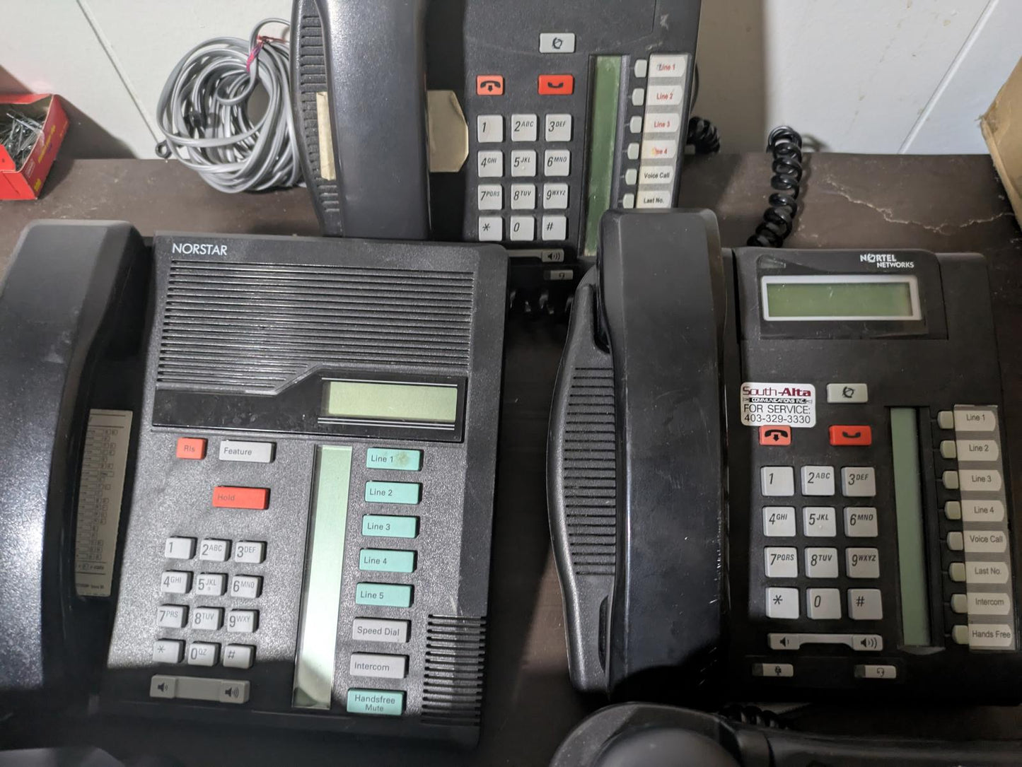 Lot of 5 Nortel Norstar Office Phones – Models T7208, M7324, T7318E – Untested